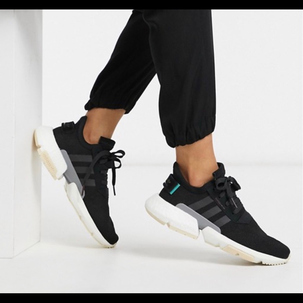 New Men’s Adidas Originals POD-S3.1 sneakers